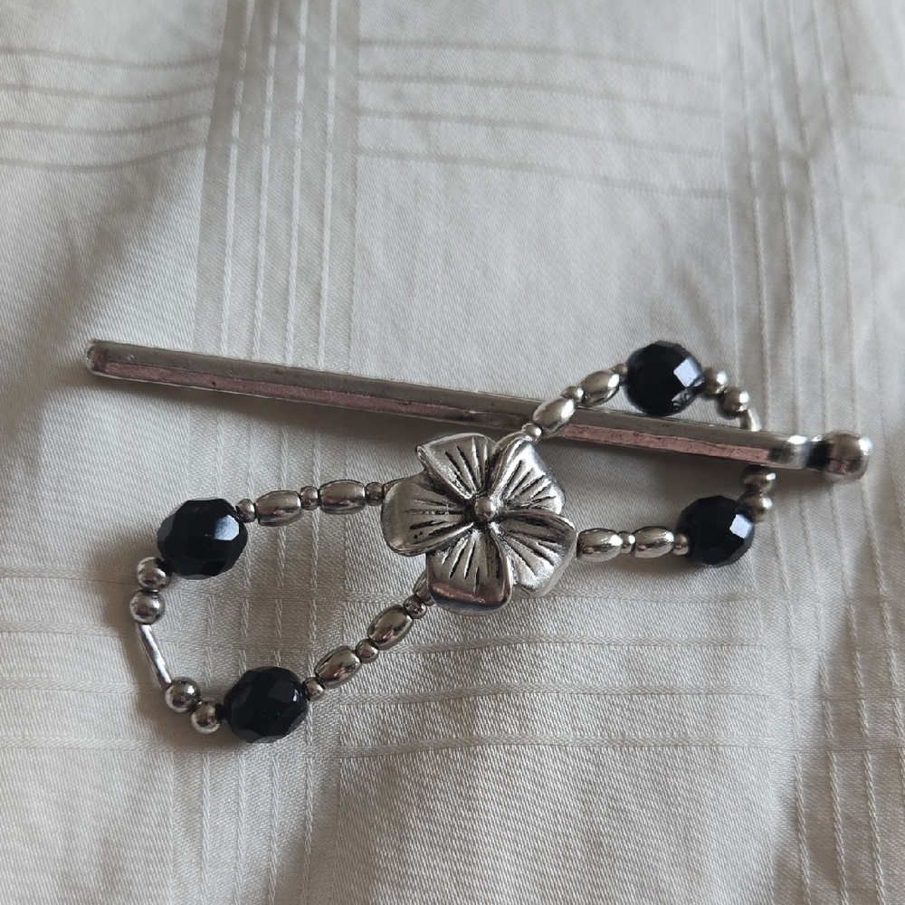 Lilla Rose Hair Clip